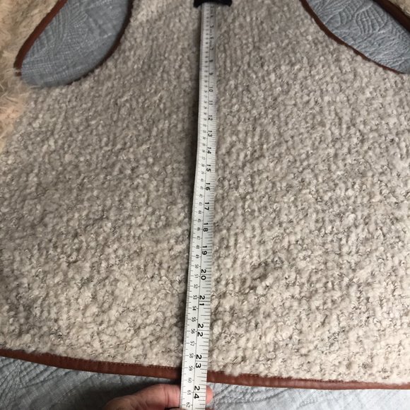 Soft and cozy wool blend vest - Picture 10 of 10